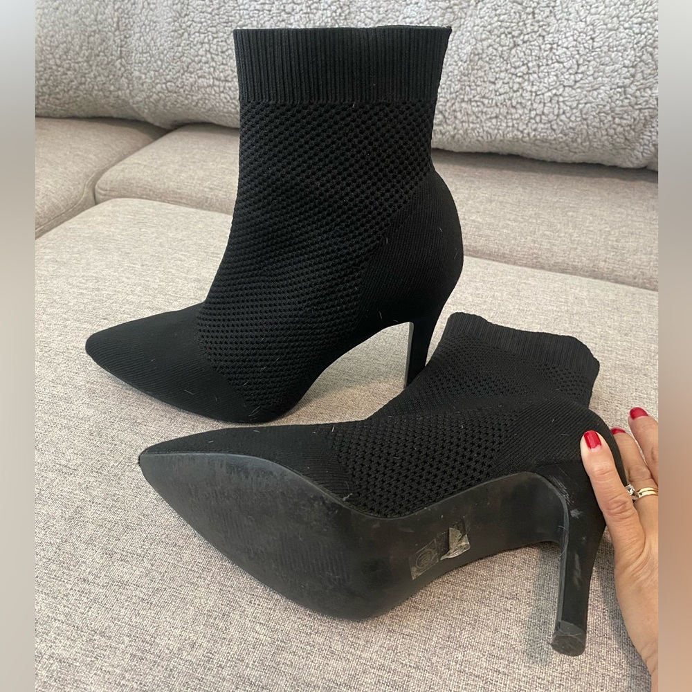 Black booties size 6